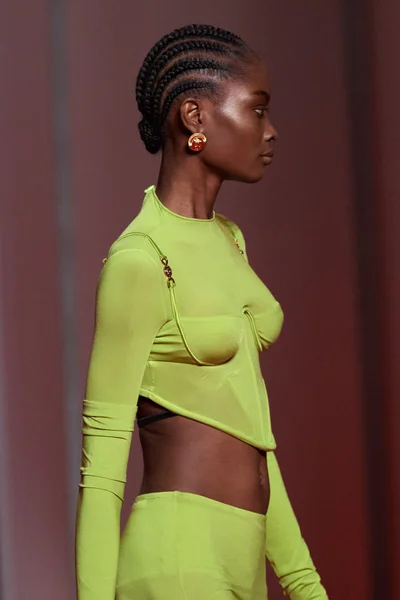 Look 83